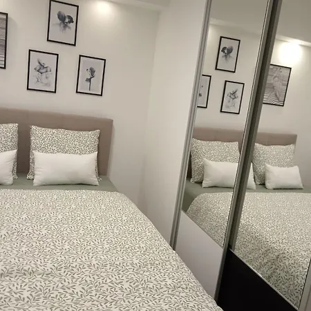Sweet I M 2 Apartment