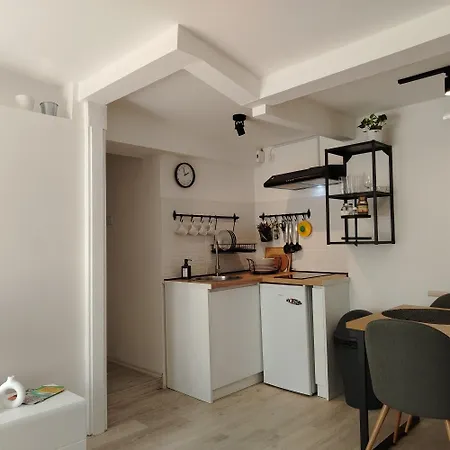 Sweet I M 2 Apartment *