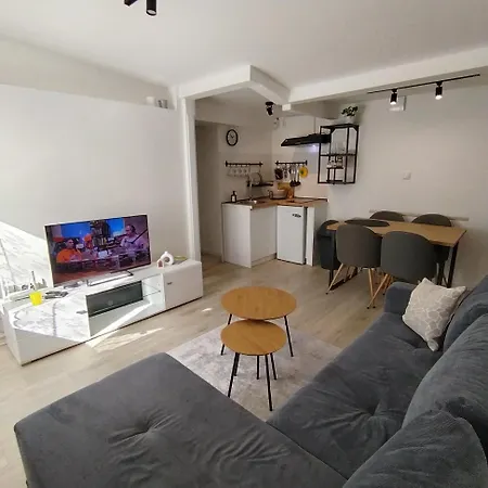 Apartment Sweet I M 2